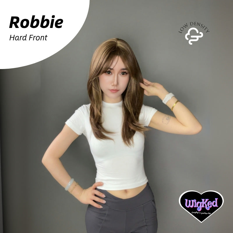 【Robbie】18 Inch Low Density Mixed Caramel Brunette Highlighted Straight Style Layered Synthetic HairWigs, With Curtain Bangs, for Daily, Party or Cosplay Use, Adjustable&Glueluess, USA Stocked