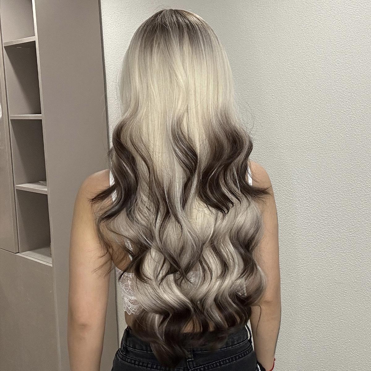 【Roxy】26 Inch Reverse Ombre Platinum Blonde to Black Long Body Wave Curly Synthetic HairWigs, With Straight Bangs and Dark Roots, for Daily, Party or Cosplay Use, Adjustable&Glueluess, USA Stocked
