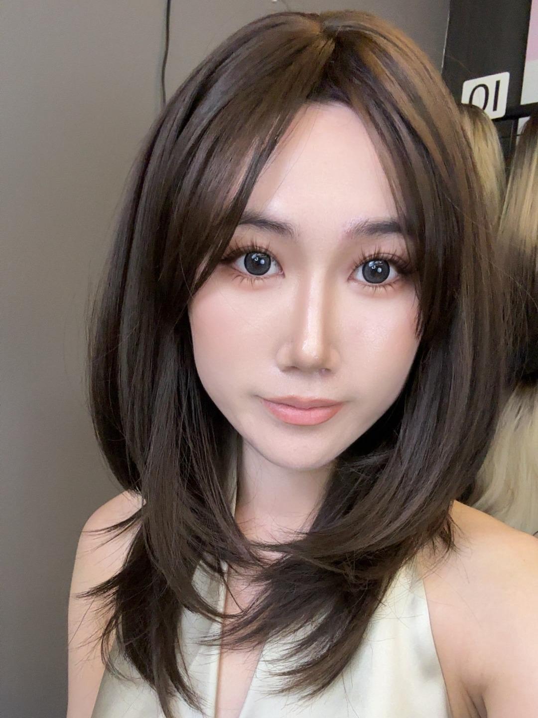 【Millie】16 Inch Blacktea Color Wolfcut Straight Synthetic HairWigs, With Curtain Bangs, for Daily, Party or Cosplay Use, Adjustable&Glueluess, USA Stocked