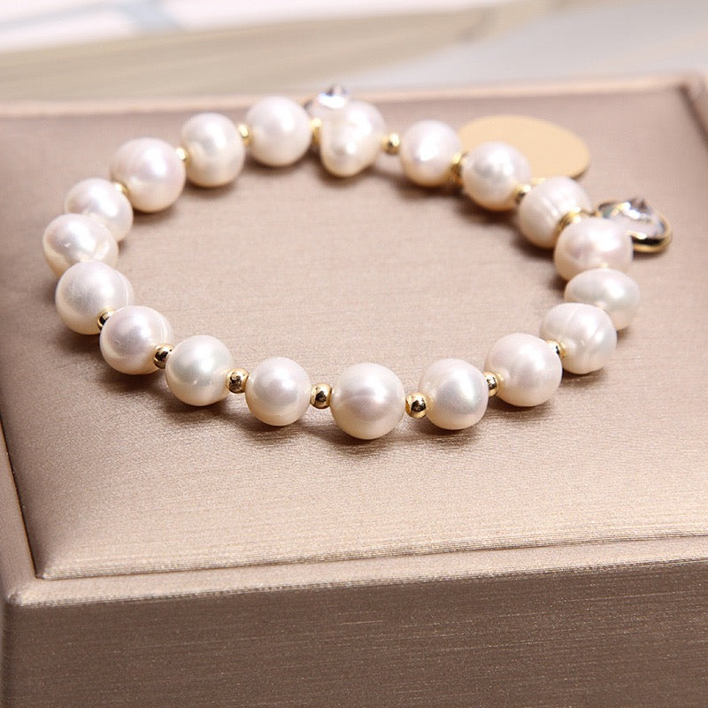 【B0096】Natural freshwater pearl bracelet